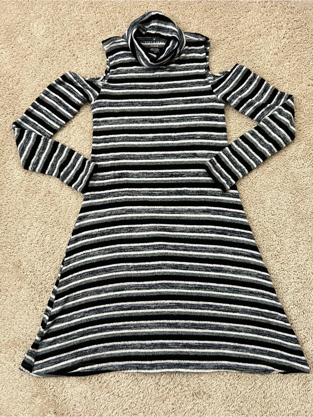 American Eagle Soft & Sexy Small Sweater Dress Black Stripe Open Shoulder Plush
